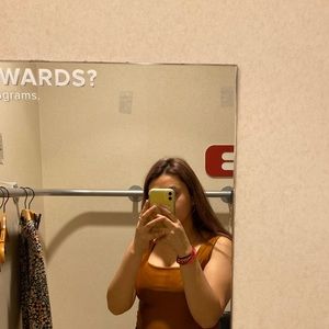 Meet your Posher, Helen